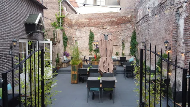 Happerij Tapperij de Expeditie