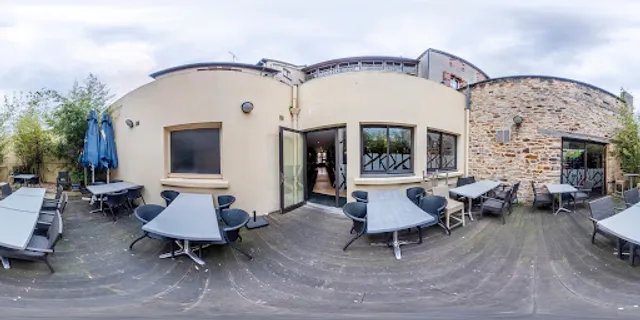 La Taverne Vitré Table de Caractère