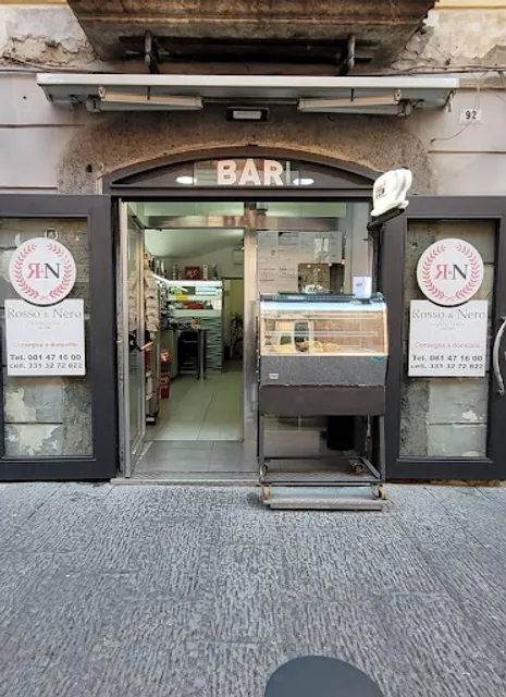 Bar Rosso e Nero