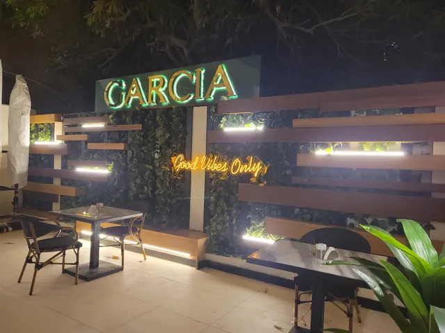 Garcia Restaurant & Cafe