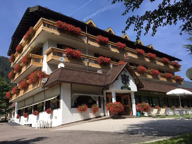 Hotel Rauzi