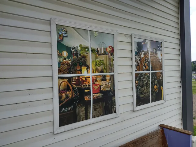 Oddmall Outpost: Assembly of Odd