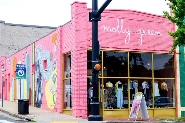 Molly Green - Hillsboro Village