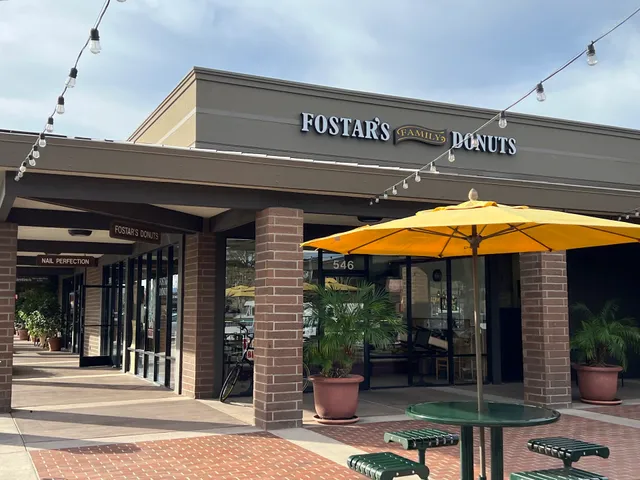 Fostar's Family Donuts