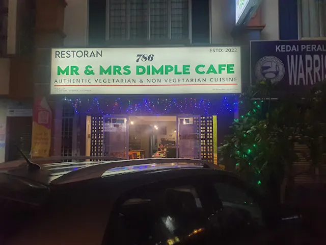 786-Mr&Mrs Dimple Cafe