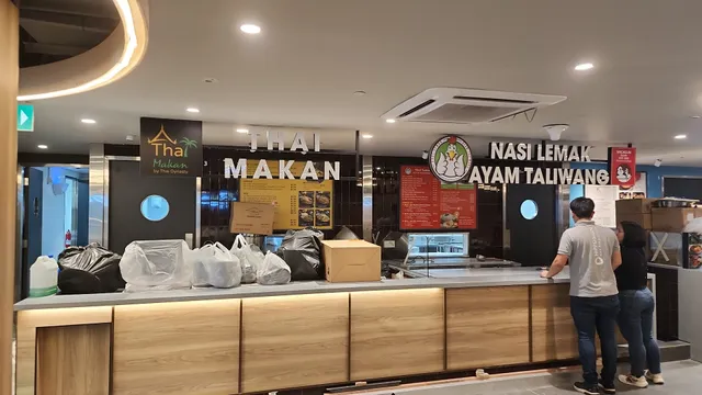 Nasi Lemak Ayam Taliwang - Admiralty