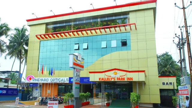 Hotel Kallely's Park Inn , Main Road, South Chalakudy, Thrissur Dist, Kerala