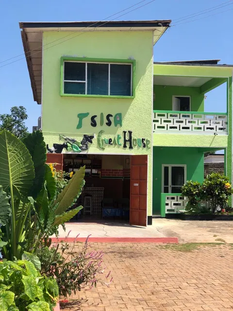 Tsisa Guest House