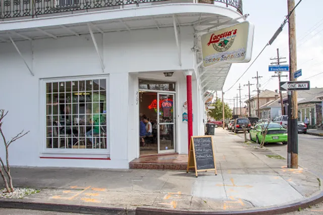 Loretta's Authentic Pralines