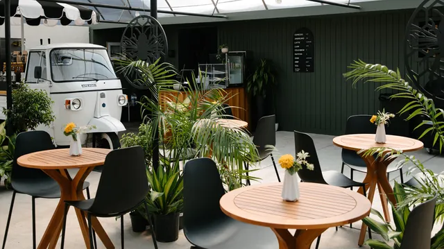 Queen Bee & Honey Coffee