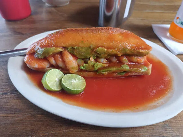 Tortas Ahogadas Chamán