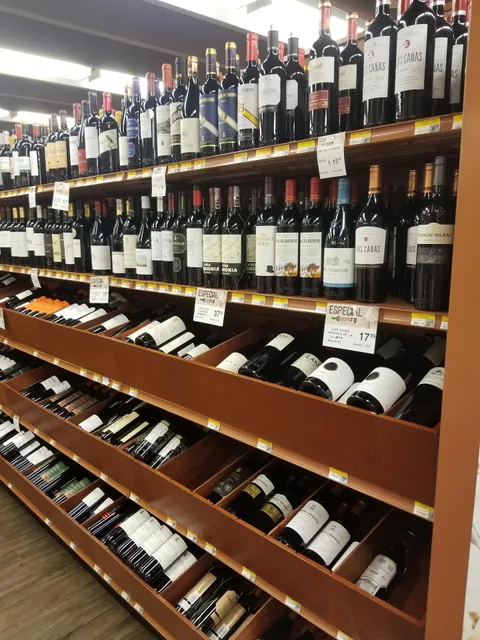 The House Wine, Beer & More - Condado