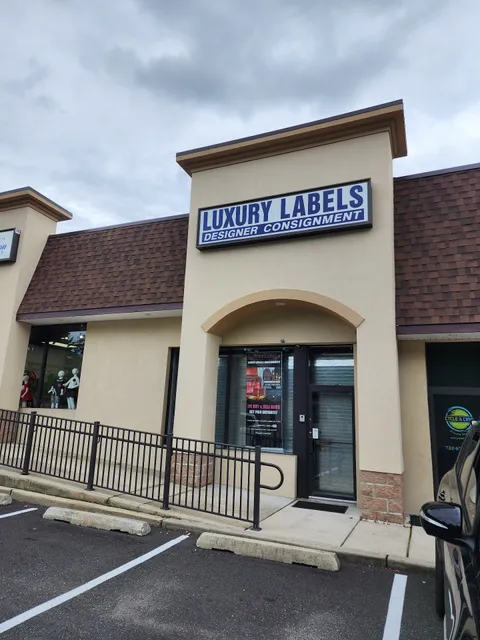 Luxury Labels Designer Resale