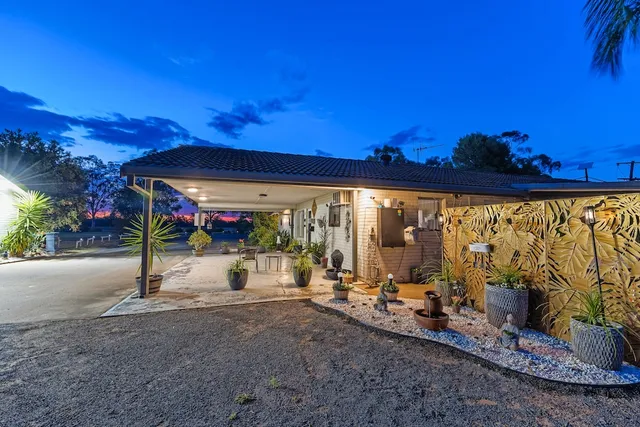 Castlereagh Motor Inn