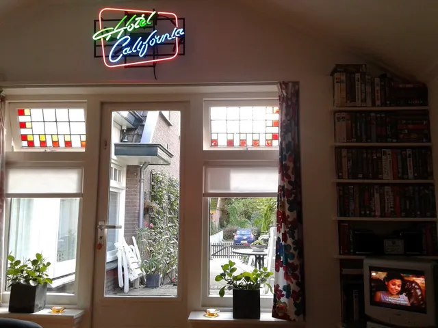 B&B Hotel California