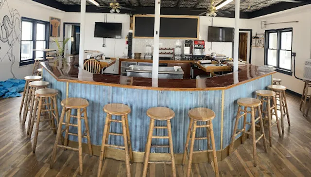 Dock & Claw Clam Bar