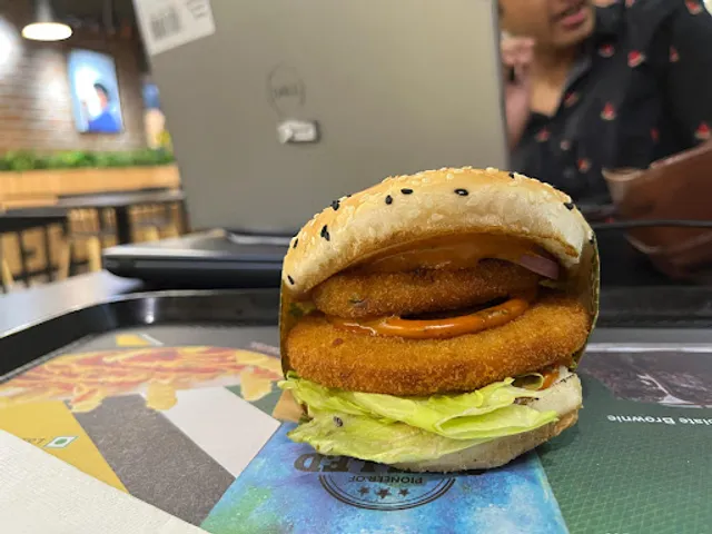 Biggies Burger : Begur Koppa Road