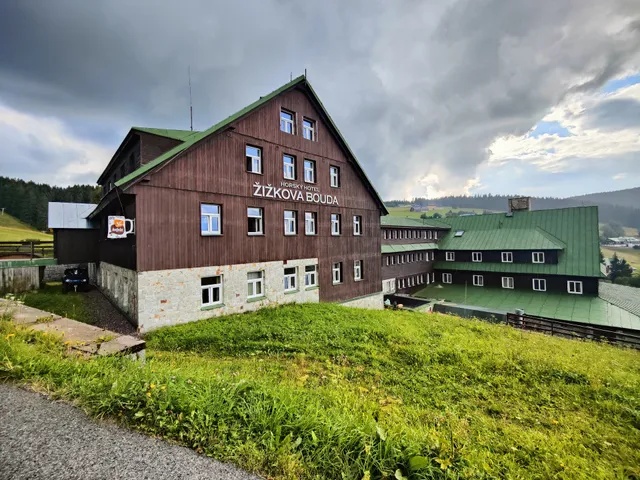 Horský hotel Žižkova bouda