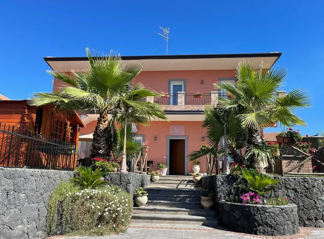 Martina Paradise b&b