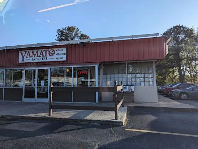 Yamato Steak, Seafood & Sushi Bar
