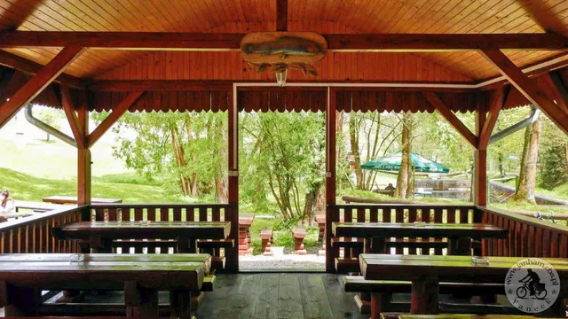 Pstruží farma Bělá