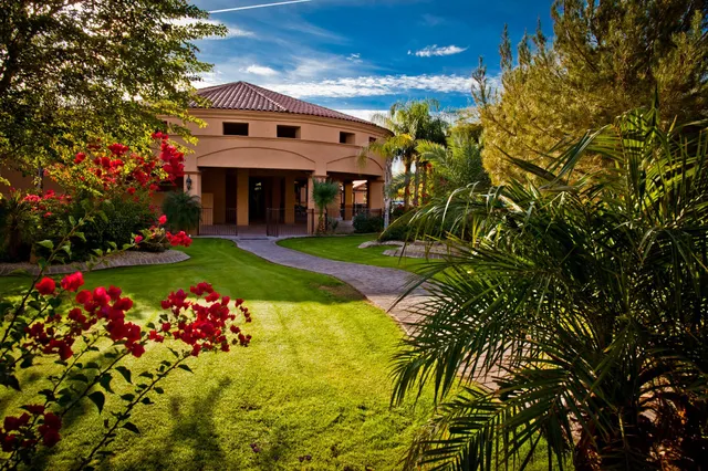 Pueblo El Mirage RV & Golf Resort