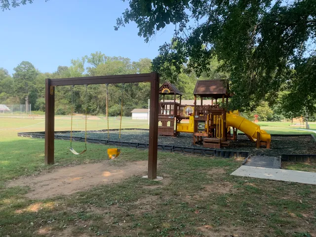 Belle Starr Cave Falls