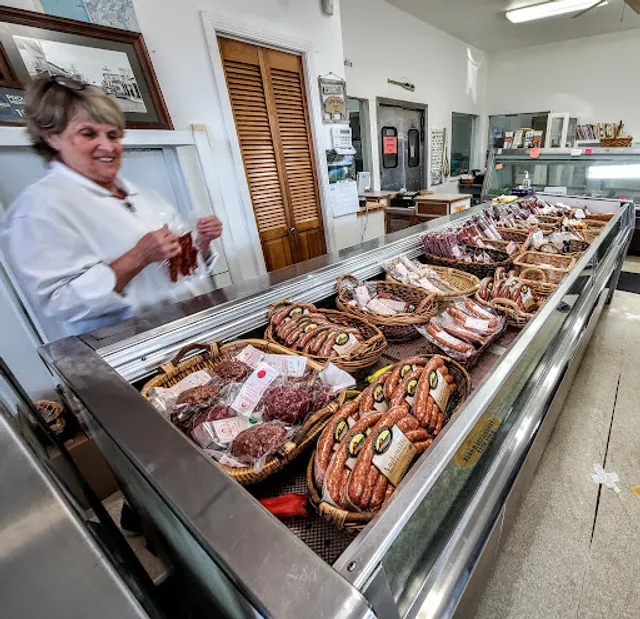 Debbie D's Jerky & Sausage