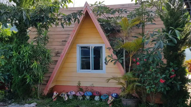 สีหมอกรีสอร์ท