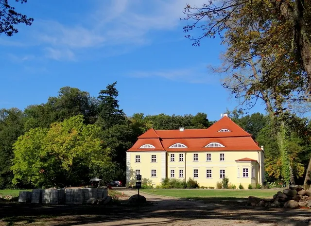 Pałac Bogaczów NOCLEGI, RESTAURACJA, SALA WESELNA lubuskie: Zielona Góra, Żary, Żagań
