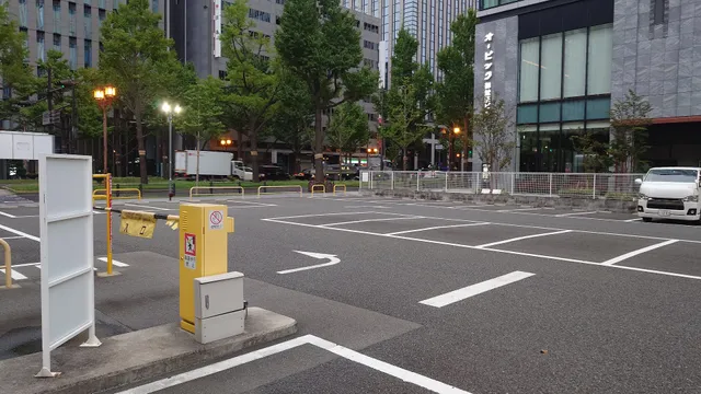 Times Midosuji Hiranomachi