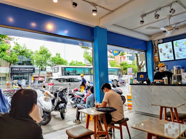 GUTA CAFE - 290C NAM KÌ KHỞI NGHĨA