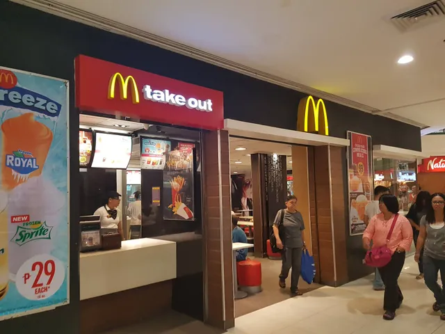 McDonald's Tutuban Centermall