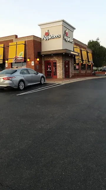 Applebee's Grill + Bar