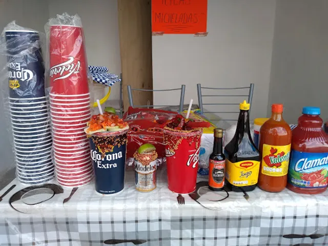 Micheladas "LOS COMPADRES"