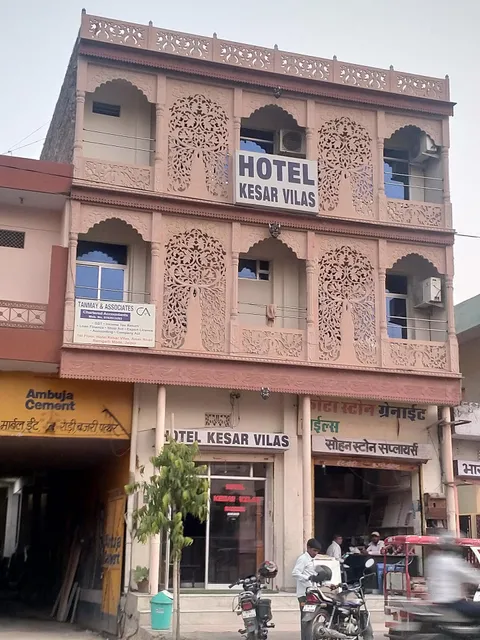 HOTEL KESAR VILAS