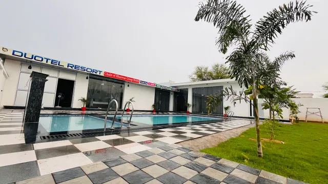 Duotel resort