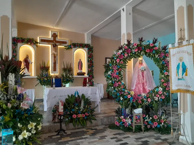 Capilla Nuestra Señora de la Paz (la loma)