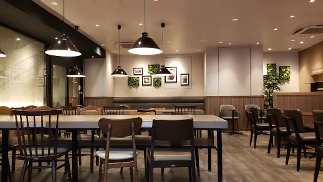 Tully’s Coffee - Shin-Maruko