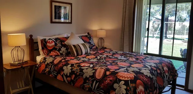 Rolling Hills Farm Stay