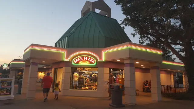 Point Plaza - Cedar Point