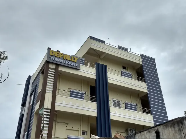 Depally Town House : Premium Hotel in Jadcherla