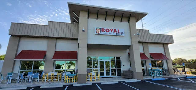 Royal Furniture & Design - Marathon