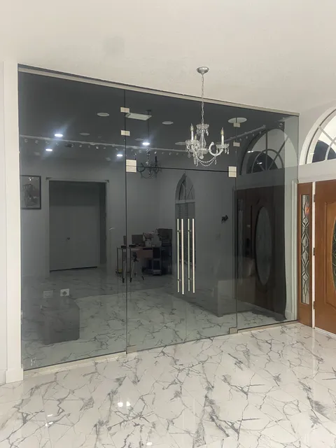 Marti Glass Shower Enclosures