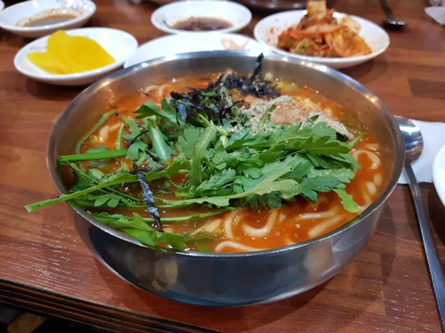 공주칼국수쭈꾸미구이