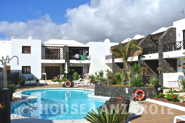 Apartments Pelicanos