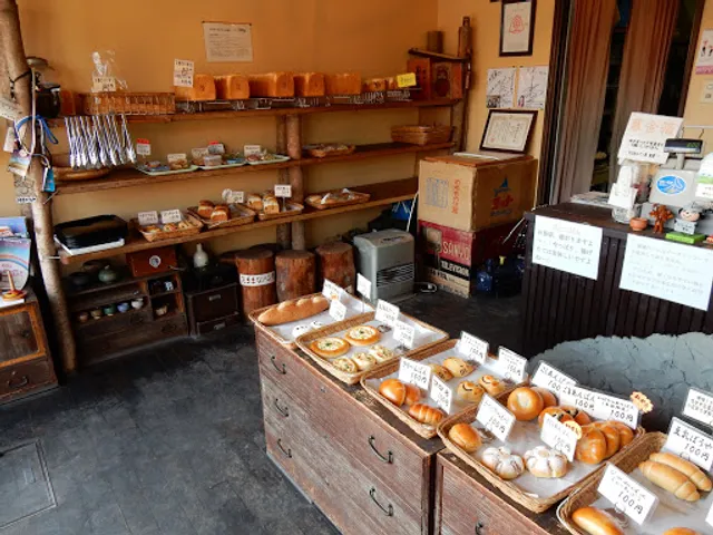 気ままなパン屋・窯蔵