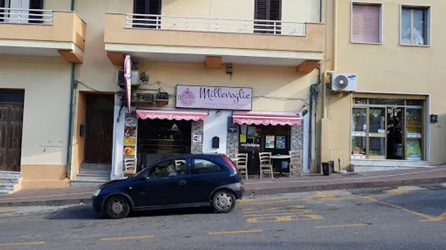 MILLEVOGLIE Paninoteca Gelateria
