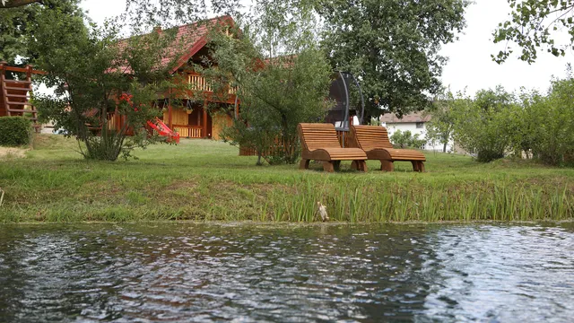 Riverside Apartments