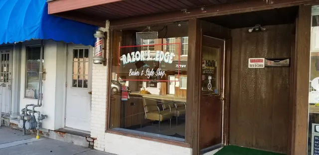 Bigham's Razor's Edge Barber Shop